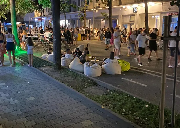 アパート Plaja Neversea